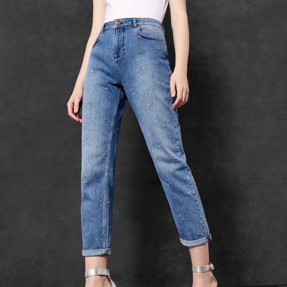 NWT Ted Baker Embroidered “Lurra Star Abrasion” Boyfriend Jeans